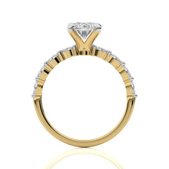 Mesmerizing Oval Diamond Engagement Ring