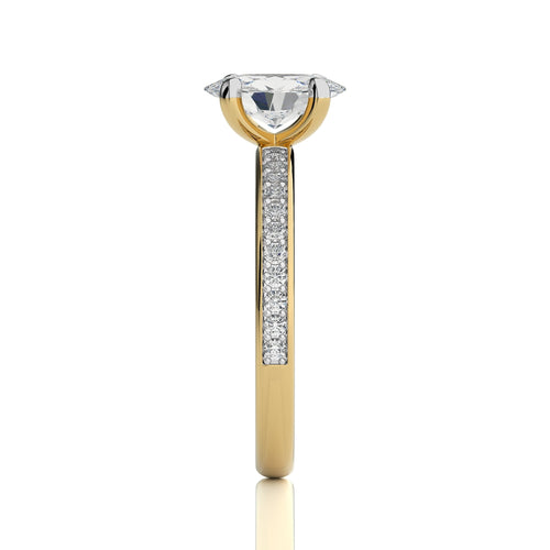Graceful Oval Diamond Engagement Ring