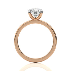Graceful Round Diamond Engagement Ring